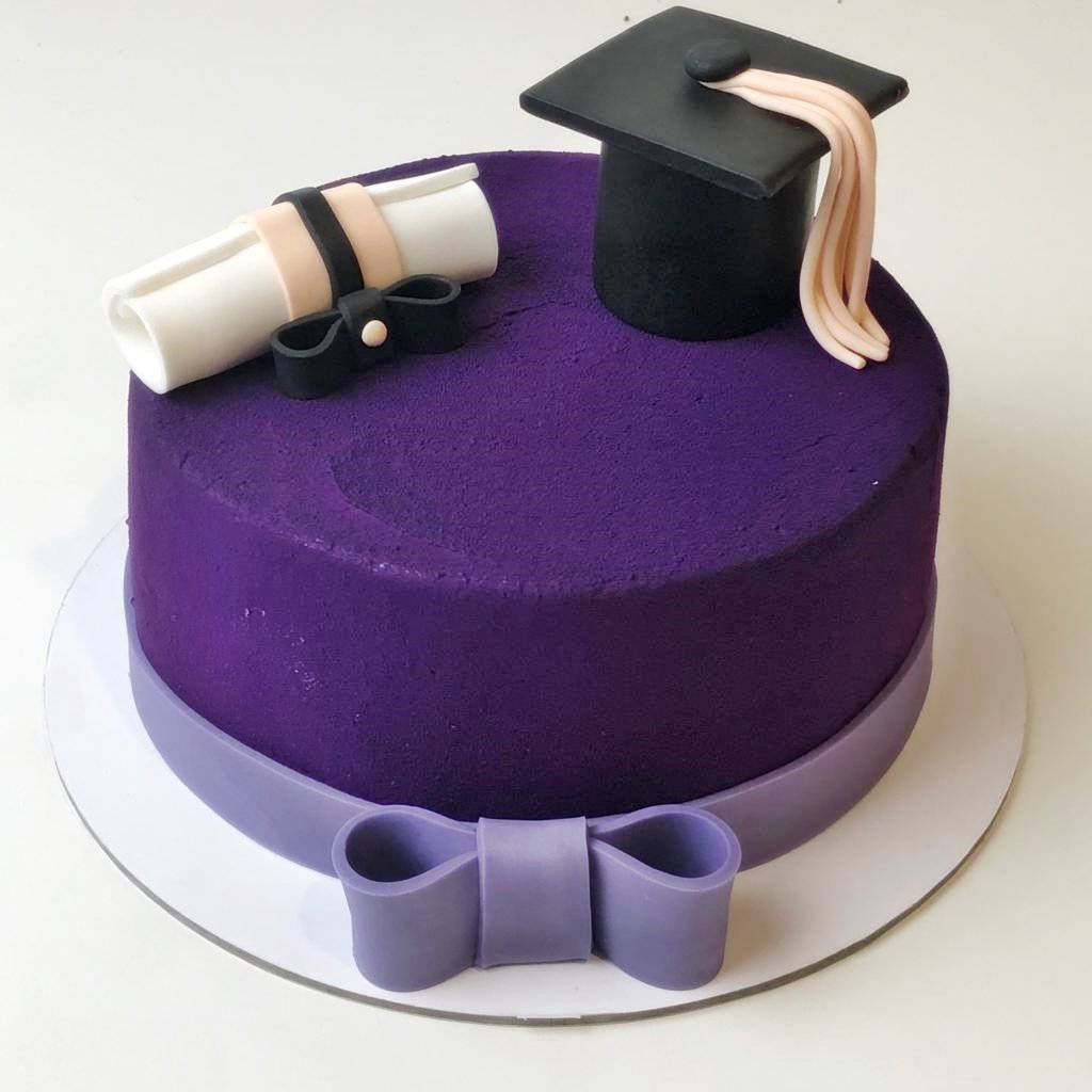 Graduation Cake 